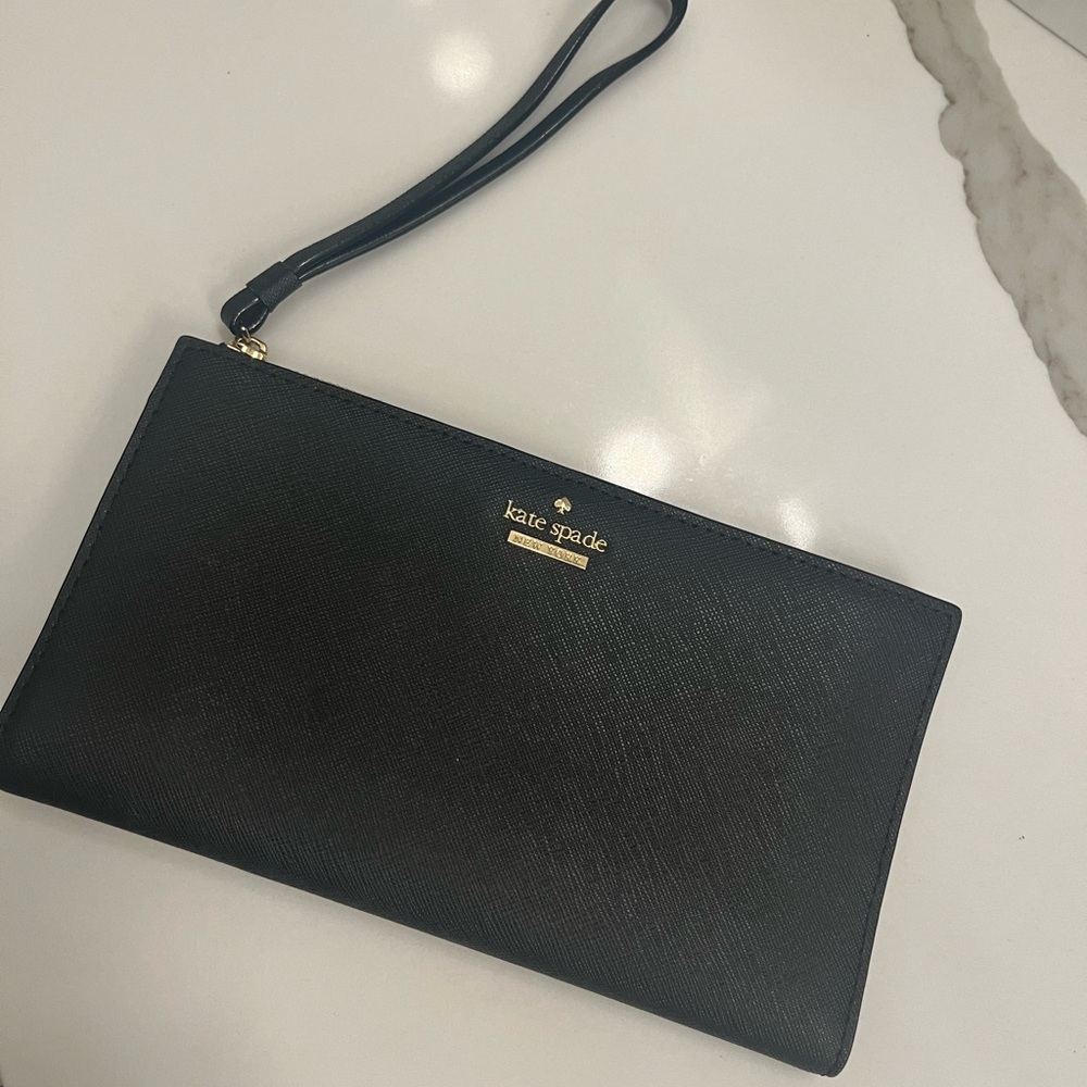 Kate Spade Wristlet Wallet